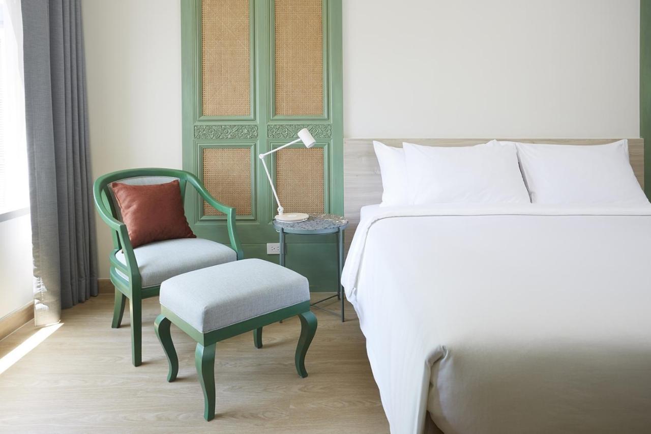 56 Surawong Hotel Bangkok Dış mekan fotoğraf